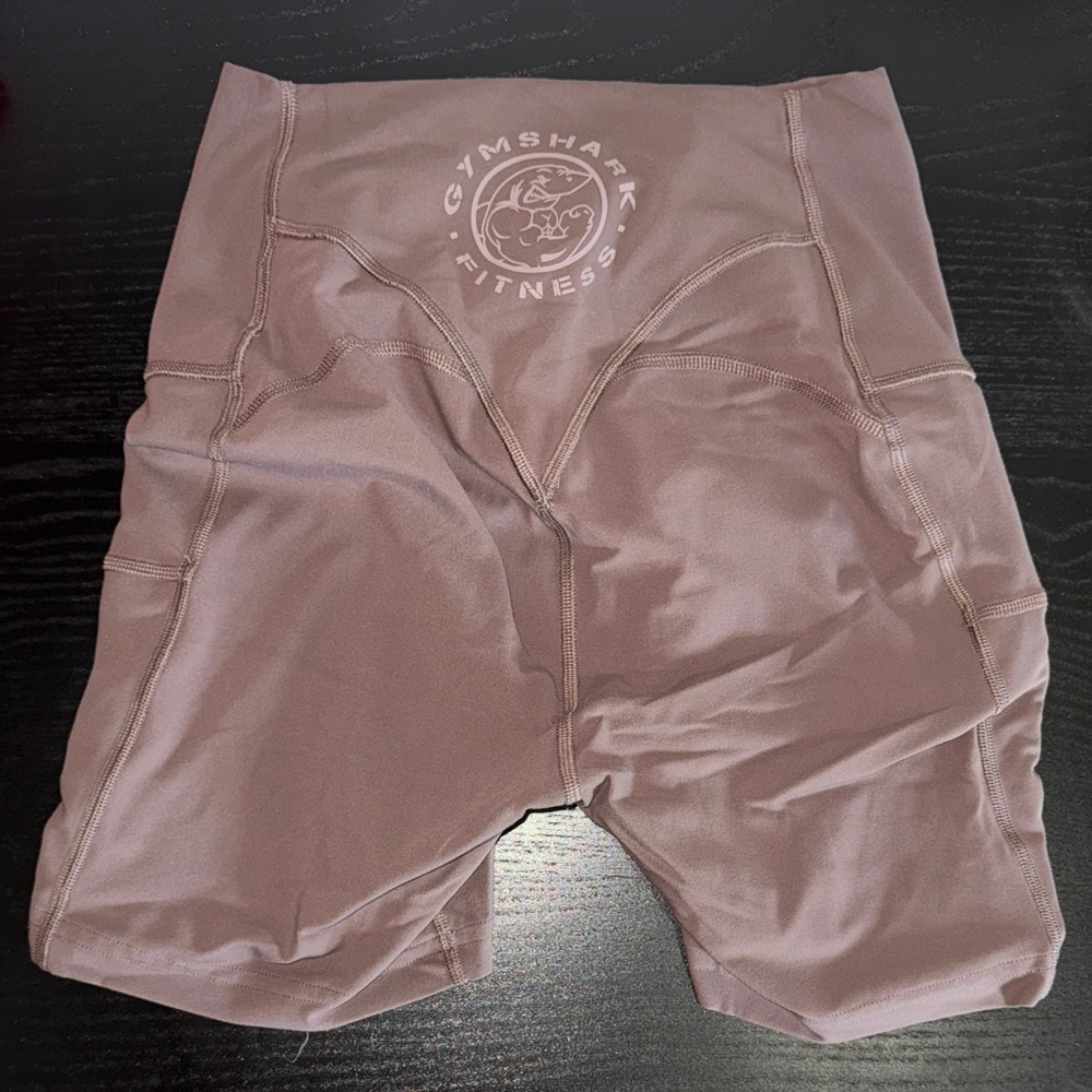 SOLD OUT COLOR Gymshark Legacy Shorts